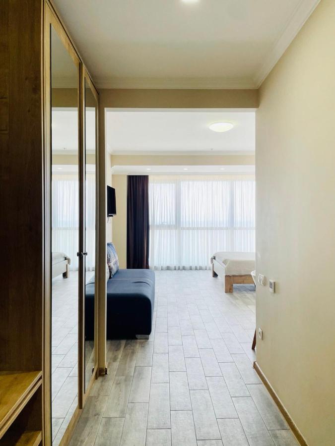Balmaral Apart Hotel Batumi Luaran gambar