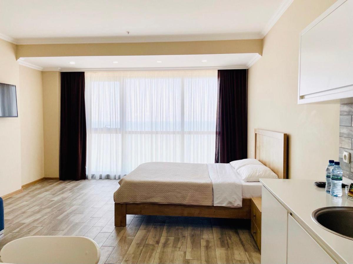 Balmaral Apart Hotel Batumi Luaran gambar