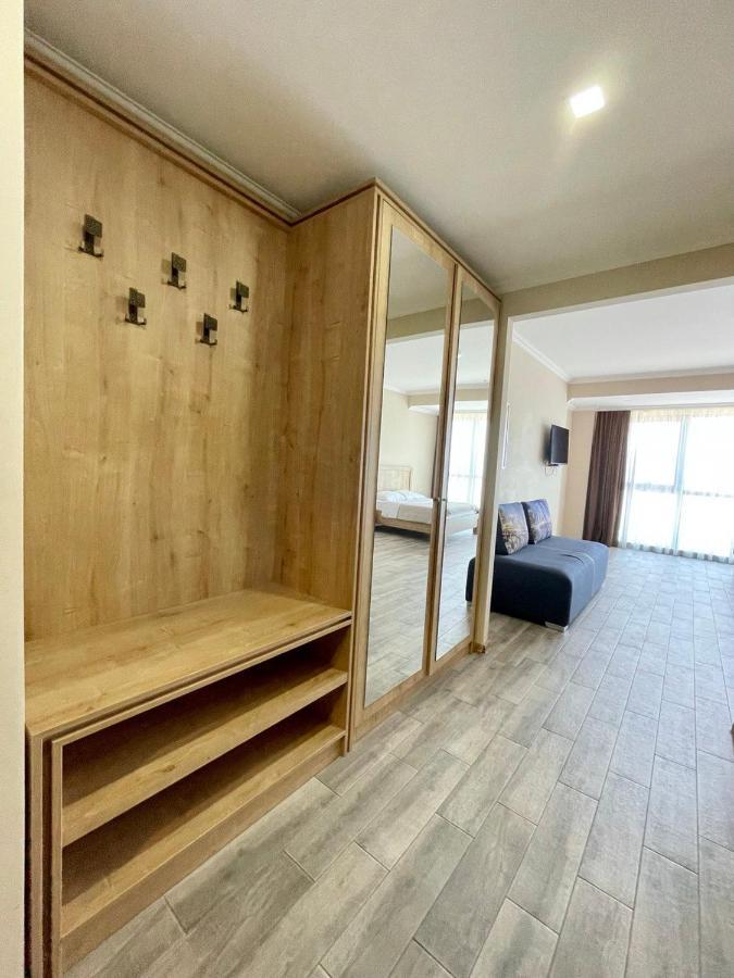 Balmaral Apart Hotel Batumi Luaran gambar