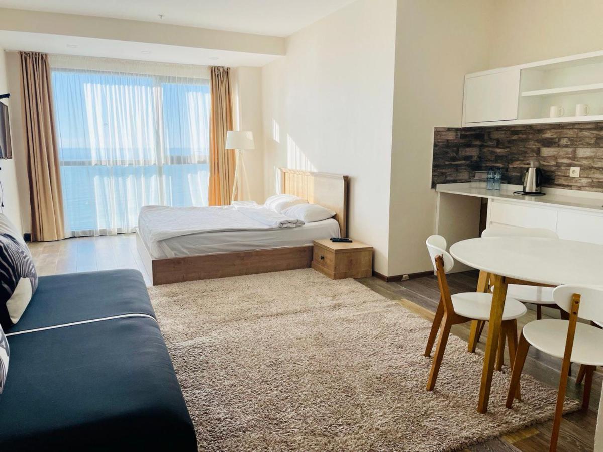 Balmaral Apart Hotel Batumi Luaran gambar