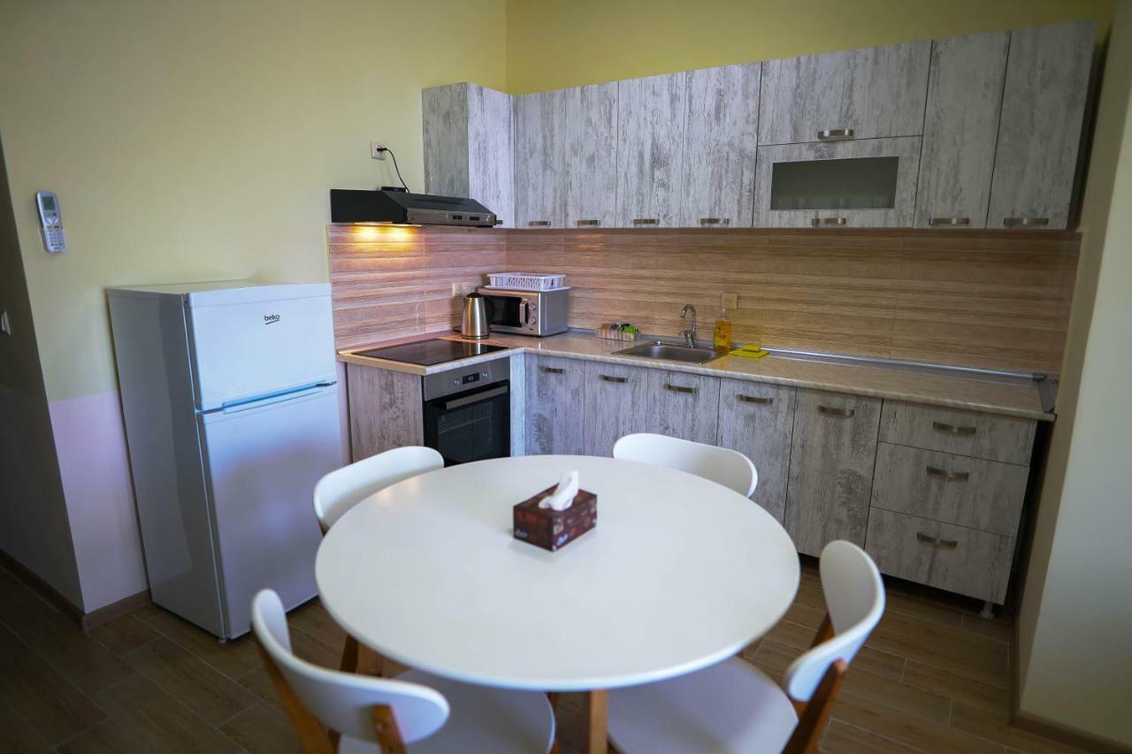 Balmaral Apart Hotel Batumi Luaran gambar